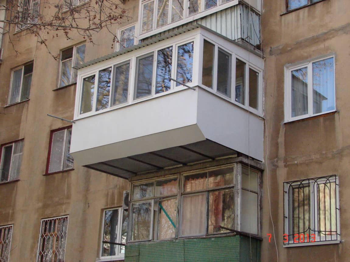 Счастливчики, которые все же получили разрешение на увеличение балкона, наслаждаются его простором и уютом