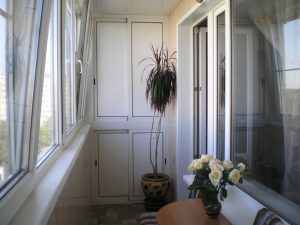 Дизайн Балкона со шкафом – экономим пространство квартиры (165+ Фото). Как сделать красивый Шкаф своими руками? Дизайн Балкона со шкафом – экономим пространство квартиры (165+ Фото). Как сделать красивый Шкаф своими руками?
