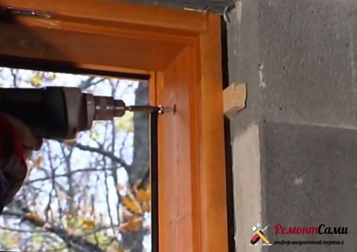 Крепление деревянной рамы