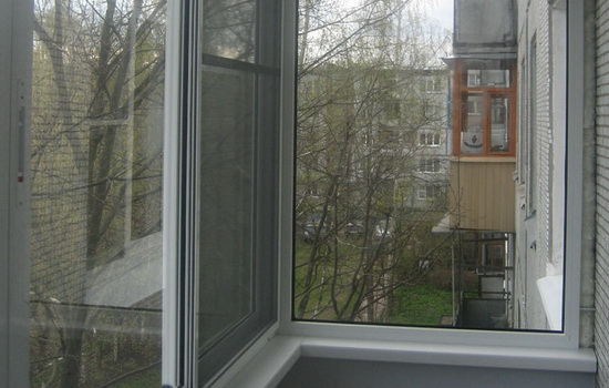 Как снять москитную сетку